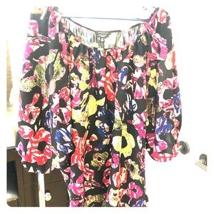 Gorgeous flower plus size blouse by Nine West!